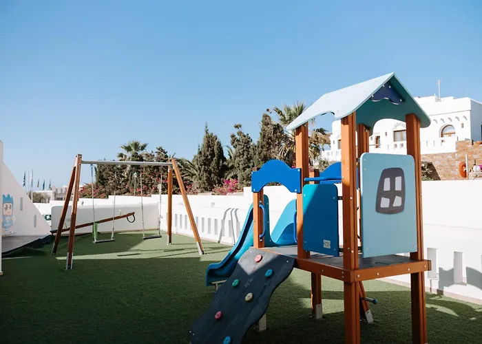 Naxian Emerald 4* איוס פרוקופיוס